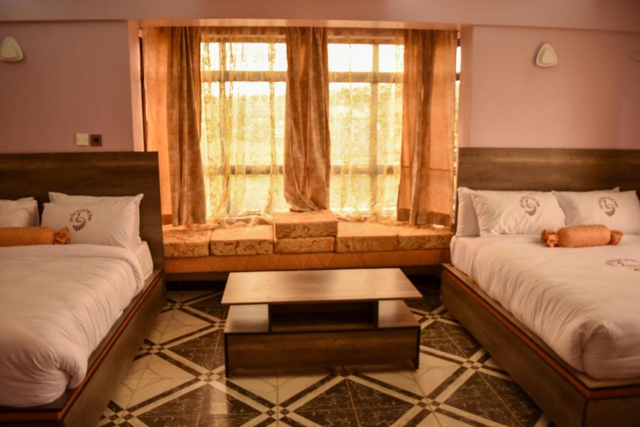 Good Putt Hotel Nakuru Bagian luar foto