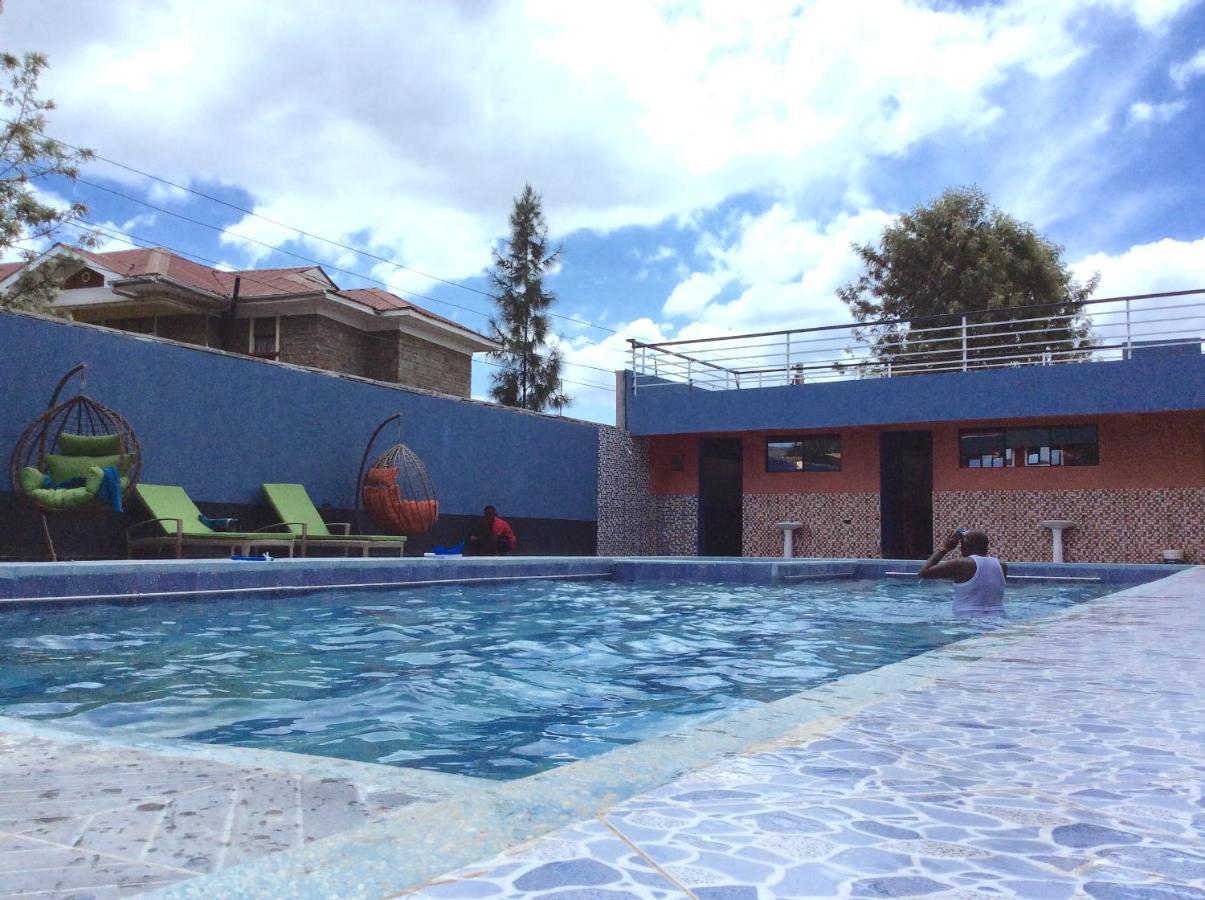 Good Putt Hotel Nakuru Bagian luar foto